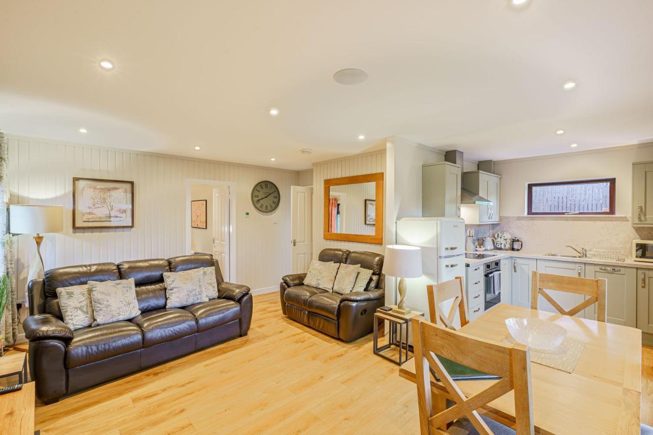 Birch Lodge 13 With Hot Tub Newton Stewart Dış mekan fotoğraf